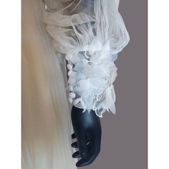 Ivory/Latte Floral Full Tulle Wedding Gown/Removeable Sleeves - Sincerity - Picture 10 of 16